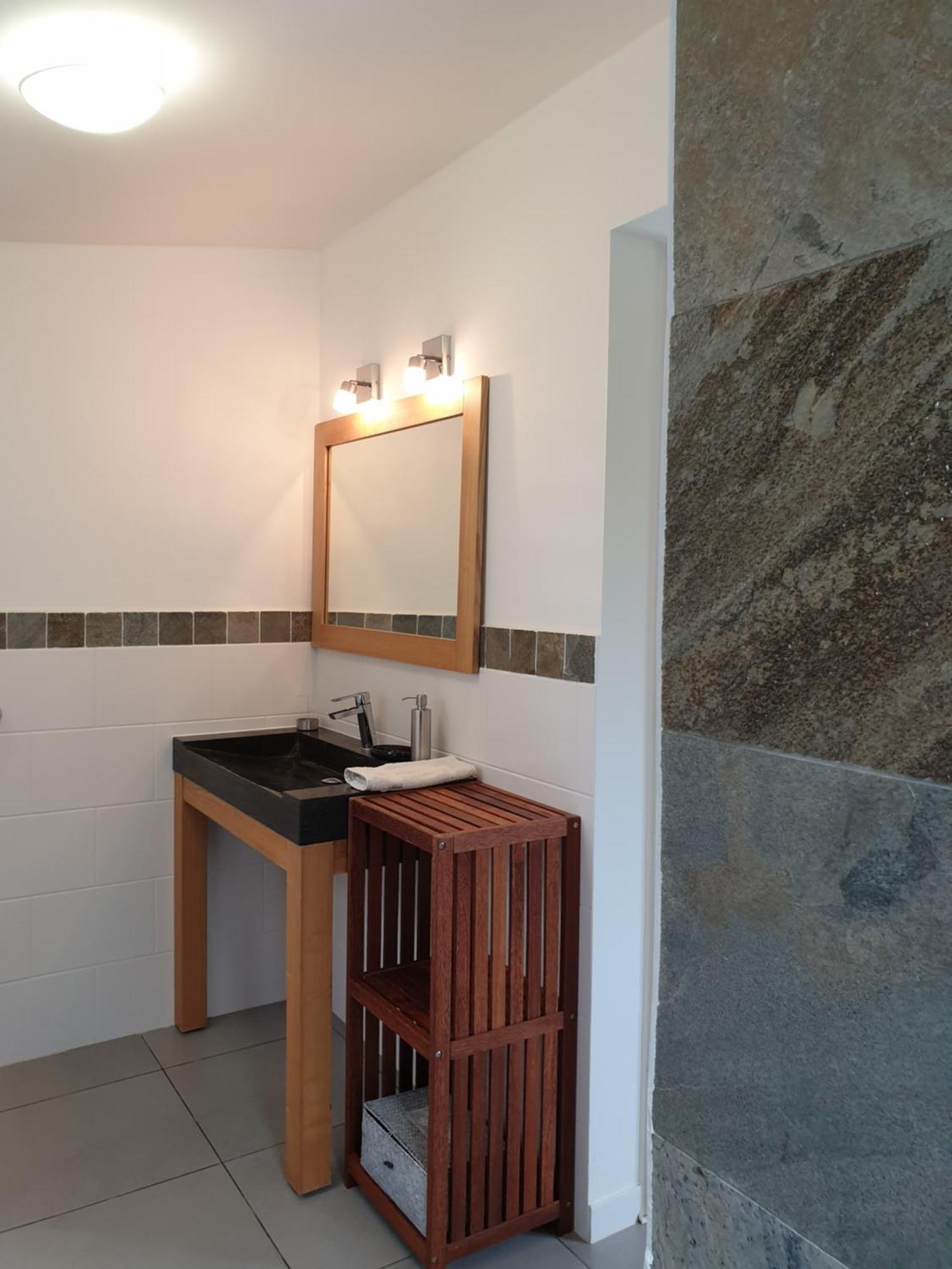 Bed and Breakfast Les Coeurs D'Amants Saint-Joseph Exterior foto